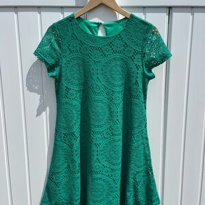 Elegant Green Lace Woman’s Dress